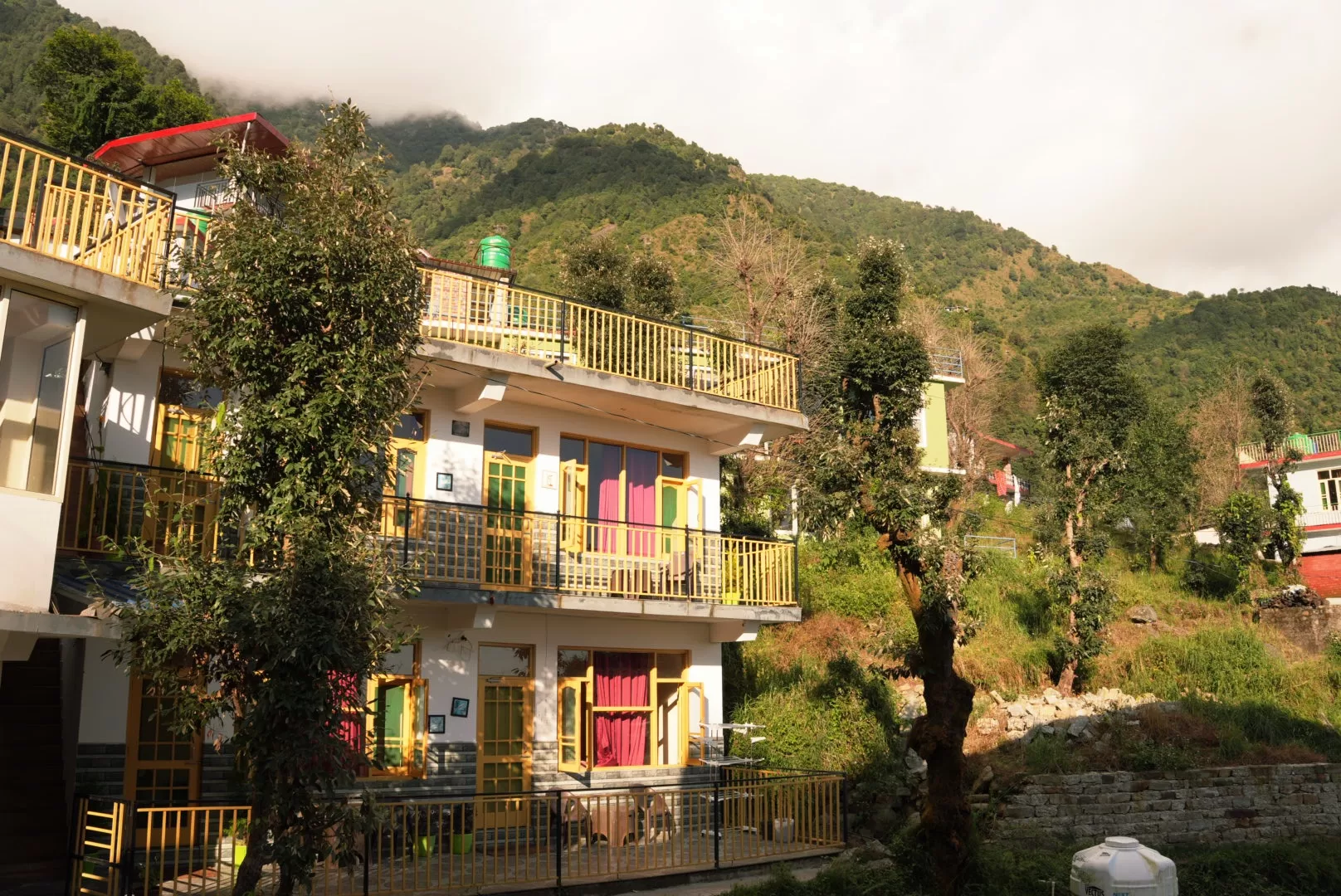 Little Bird Homes Dharamkot — self-catering guesthouse with kitchenettes